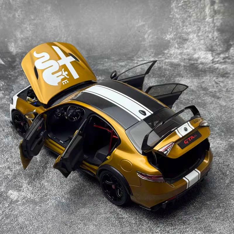 MotorHelix 1:18 Alfa Romeo Giulia GTAm Alloy Diecast Model – YX