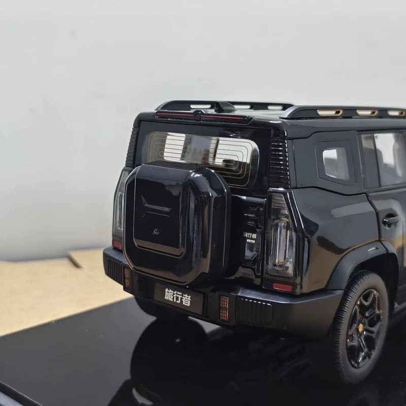 Official JETOUR T1 / T2 1:18 Diecast Model Car – Chery JETOUR Off-Road SUV Collectible
