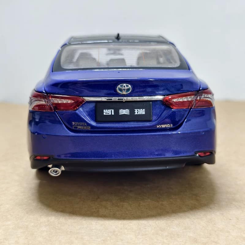 oem Licensed Toyota Camry (XV70) Hybrid Sport 2018–2021 1:18 Diecast Model