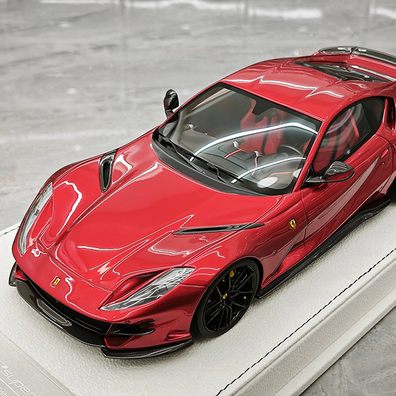 GH 1:18 Ferrari 812 Superfast Limited Edition Resin Model Car