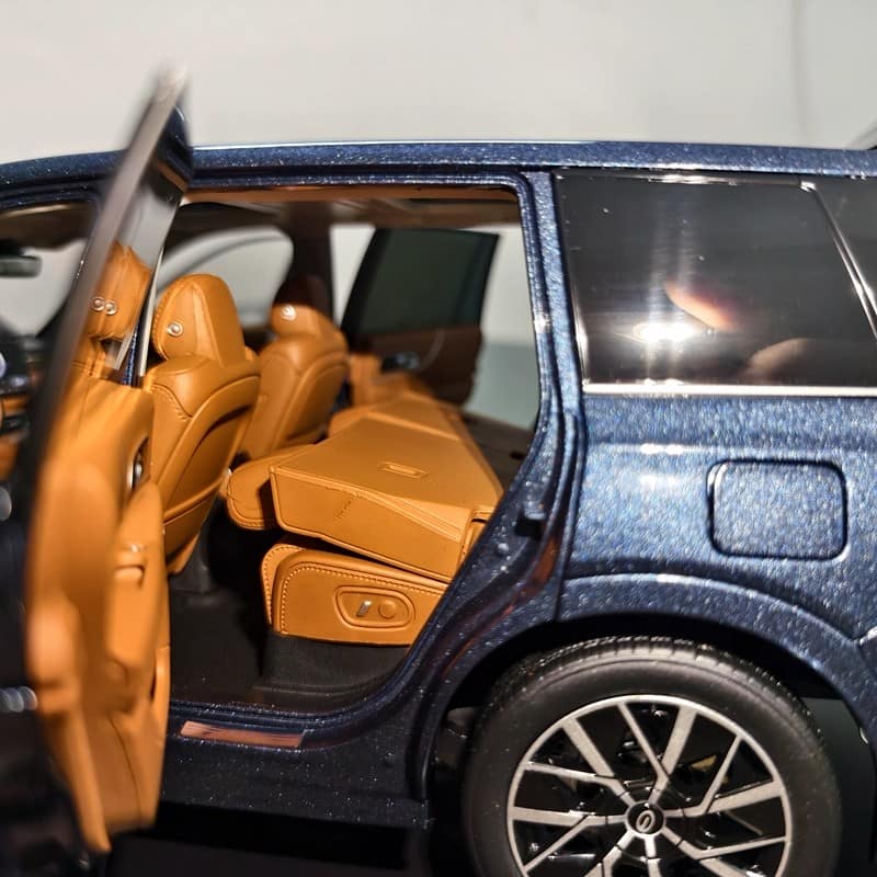 OEM GAC Trumpchi S9 1:18 Diecast Model Car