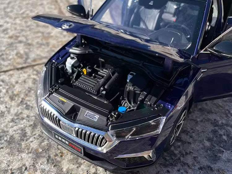 Skoda Octavia PRO 1:18 Diecast Car Model