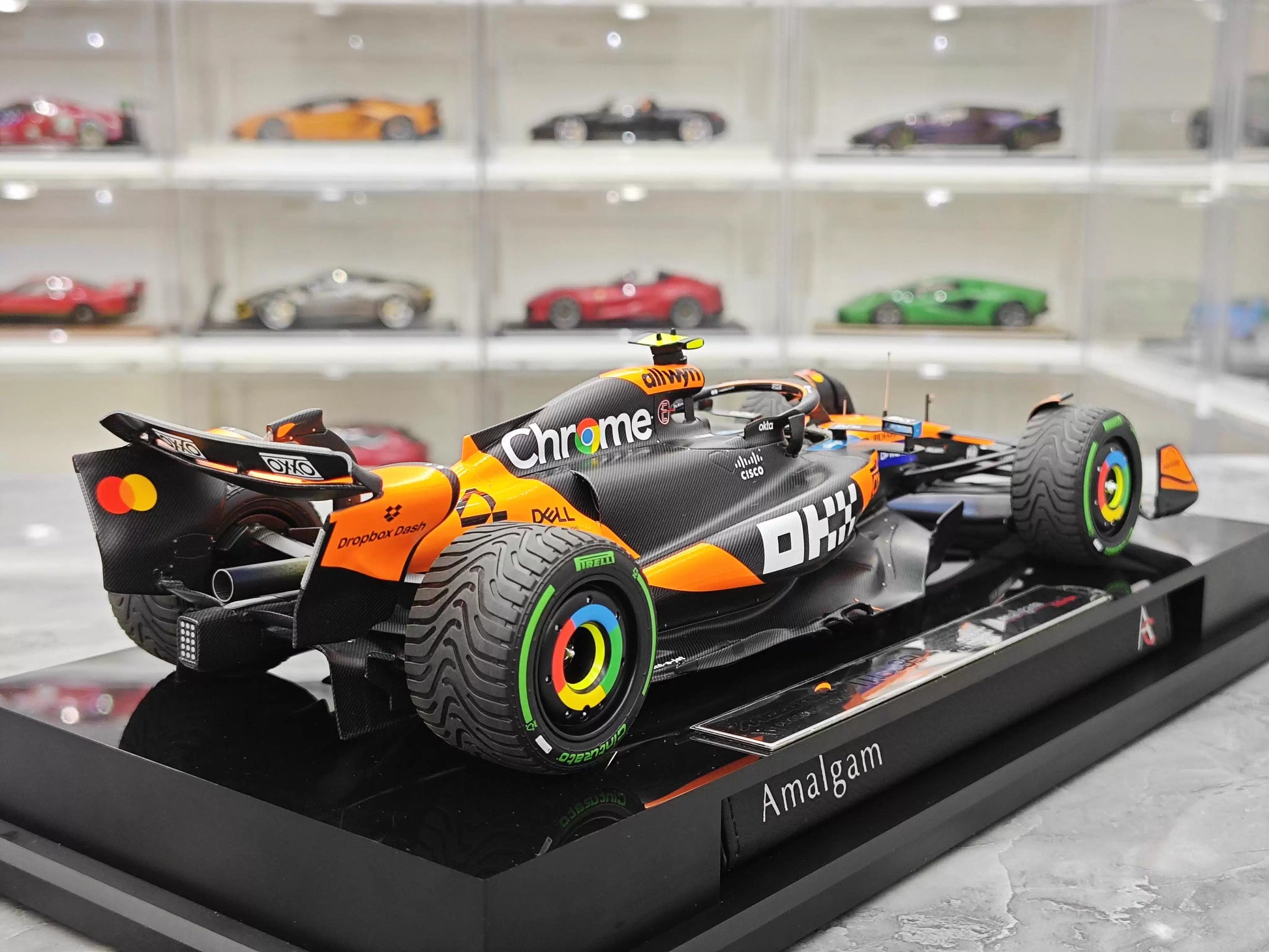 Amalgam 1:18 McLaren MCL39 (2025) Resin Model