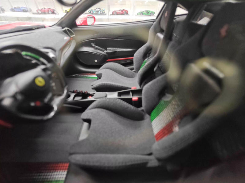 BBR 1:18 Ferrari 488 Pista Spider Hardtop Resin Model