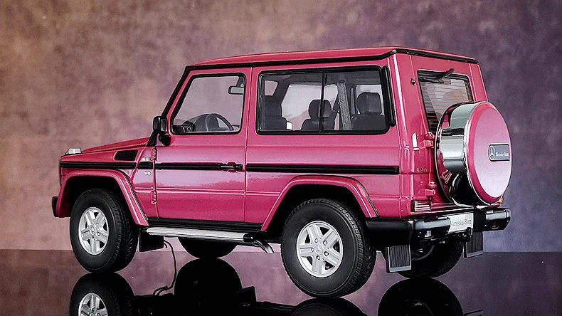 AUTOart 1:18 Mercedes-Benz G500 1998 SWB Diecast Car
