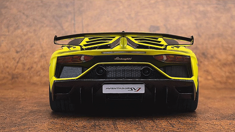 AUTOart Lamborghini Aventador SVJ – 1:18 Scale Model (Full Open Static Version with Accessories)（79175）
