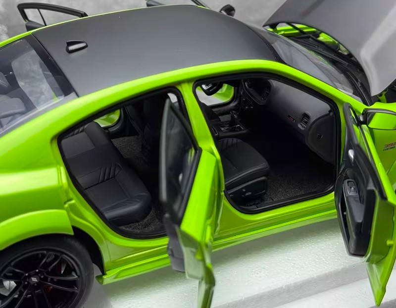 AUTOart 1:18 Dodge Charger Scat Pack Widebody Diecast Model