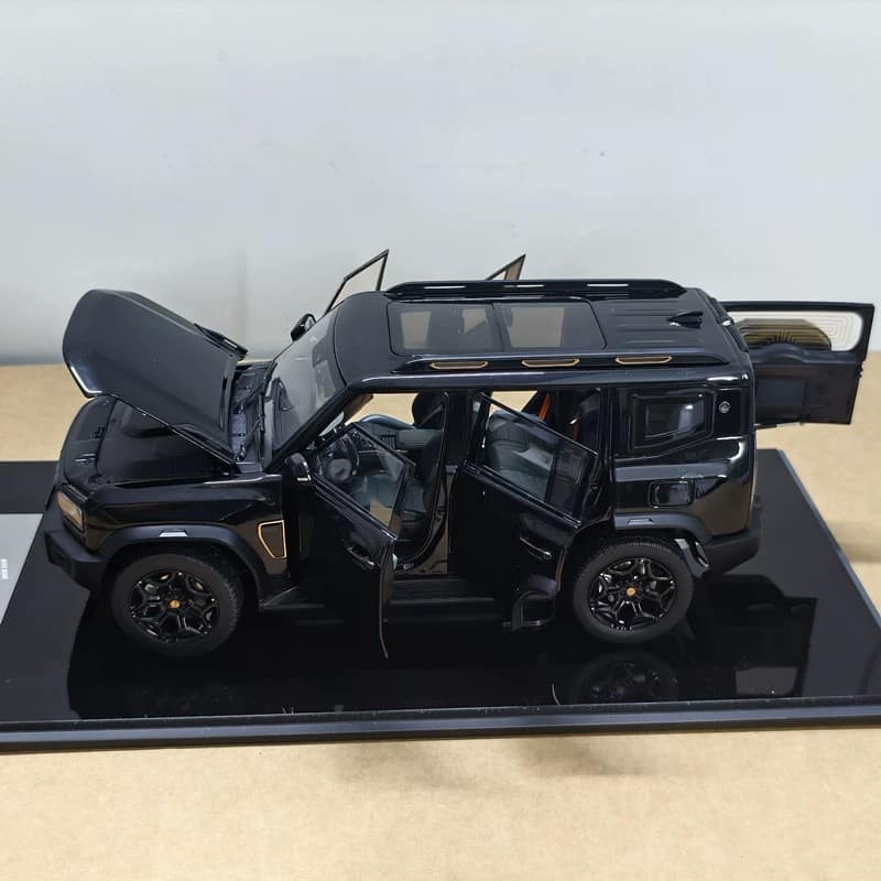Official JETOUR T1 / T2 1:18 Diecast Model Car – Chery JETOUR Off-Road SUV Collectible