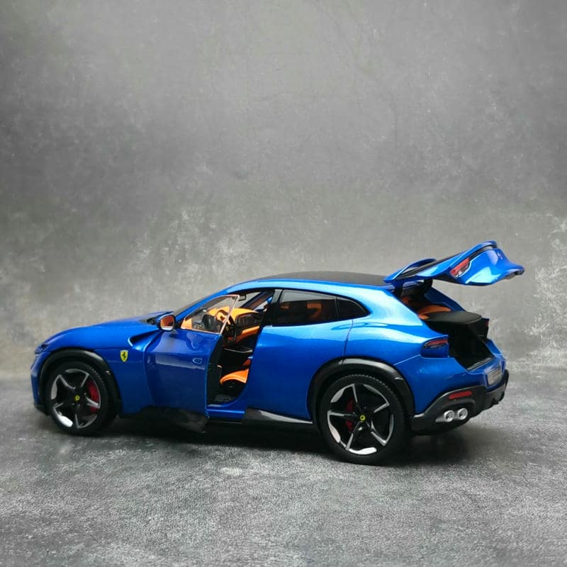 Bburago 1:18 Ferrari Purosangue FUV Diecast Model
