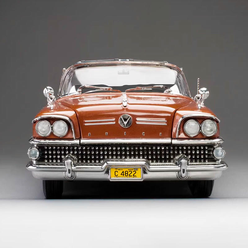 SunStar 1:18 Buick Limited Riviera Coupe 1958 Diecast Model Car