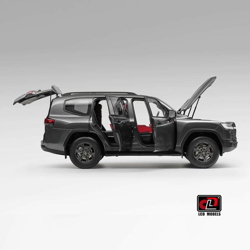 LCD 1:18 Toyota Land Cruiser 300 GR Sport Diecast Model