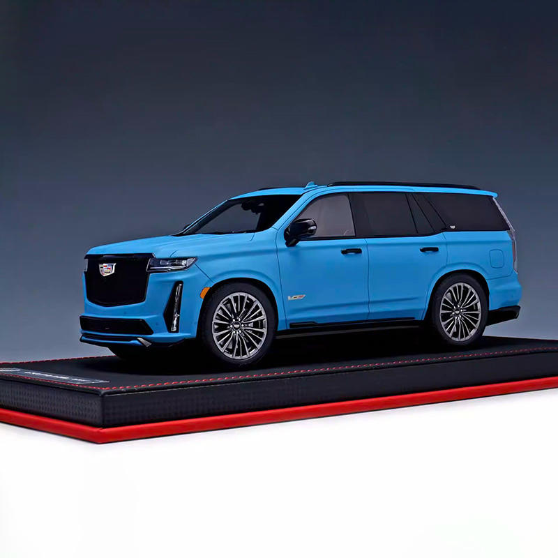 BBA 1:18 Cadillac Escalade Limited Edition Resin Model