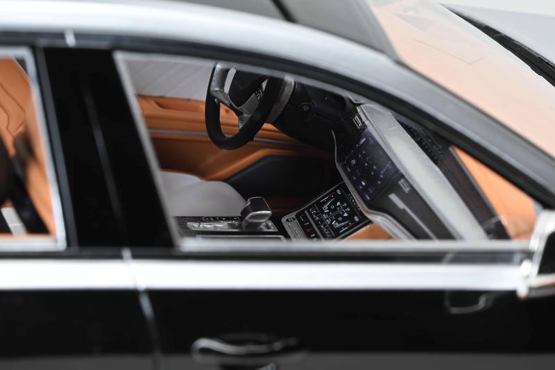 Vehicle Art 1:18 Mercedes-Benz Audi A8L Horch Resin Model