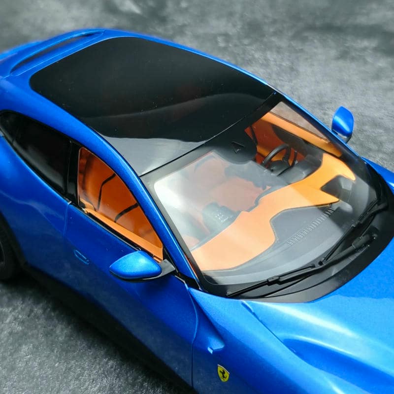 Bburago 1:18 Ferrari Purosangue FUV Diecast Model