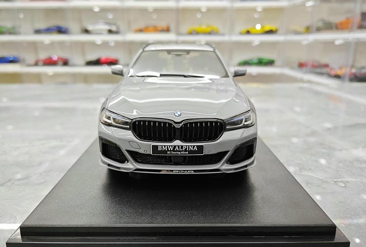 1:/18  GT Spirit  BMW Alpina B5 Touring G31 resin car model
