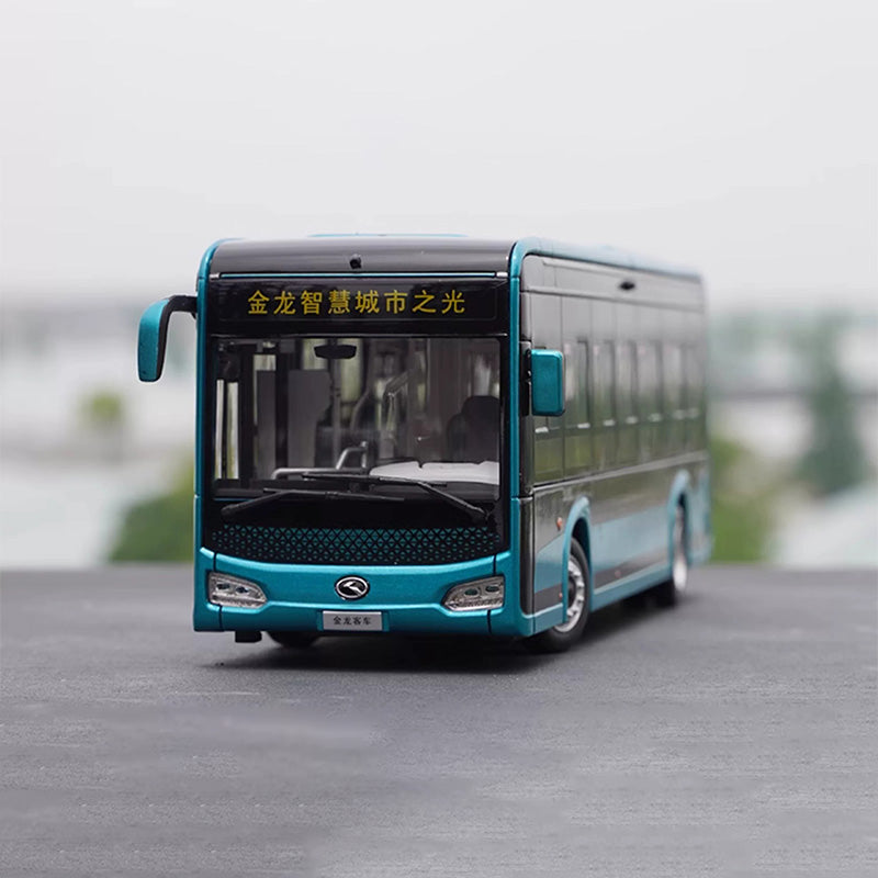 1:38 King Long XMQ6105G Alloy Bus Model with Lights