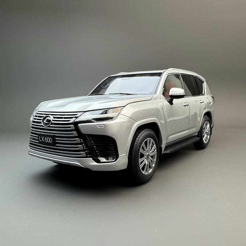 LCD Model 1:18 Lexus LX600 Diecast Car