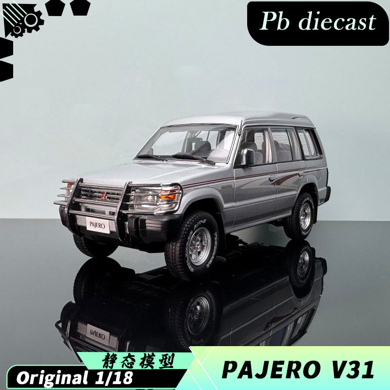 Limited Edition Mitsubishi Pajero Diecast Model – 1:18 Scale Collectible