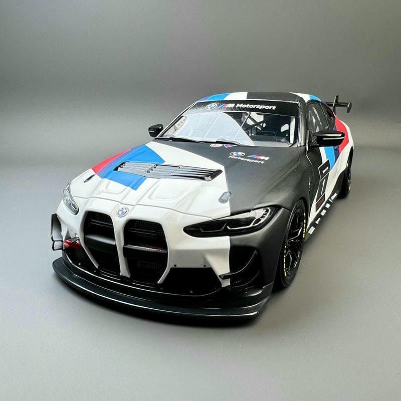 OTTO 1:18 BMW M4 GT4 Resin Model Car（OT1228）