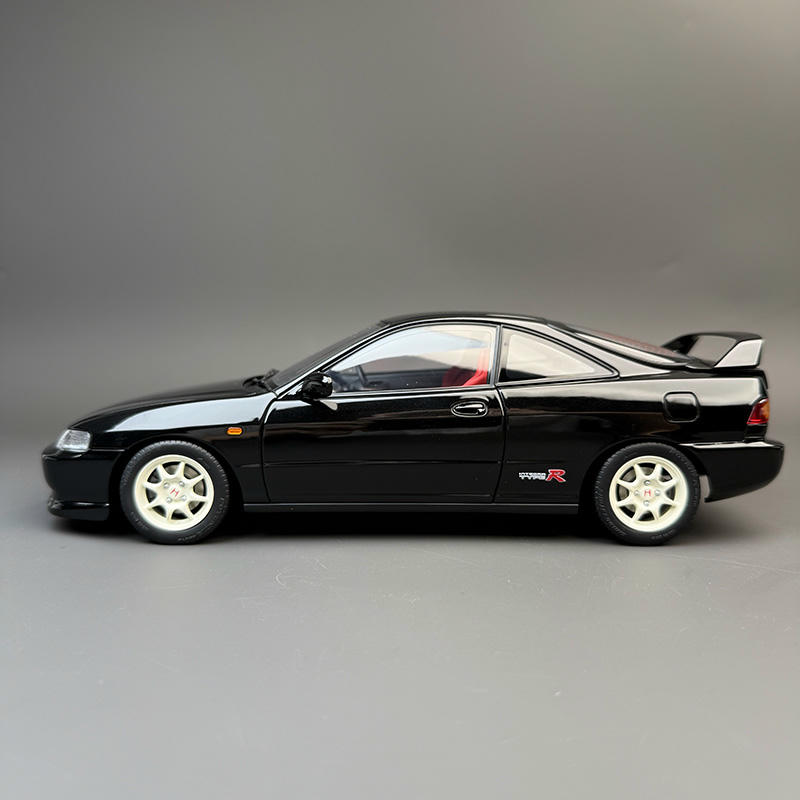 MotorHelix 1:18 Honda Integra Type-R DC2 Diecast Car – YX car model