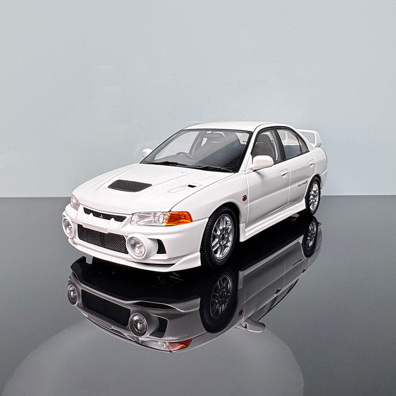 Mitsubishi Lancer Evolution IV Diecast Model – 1:18 Limited Edition 