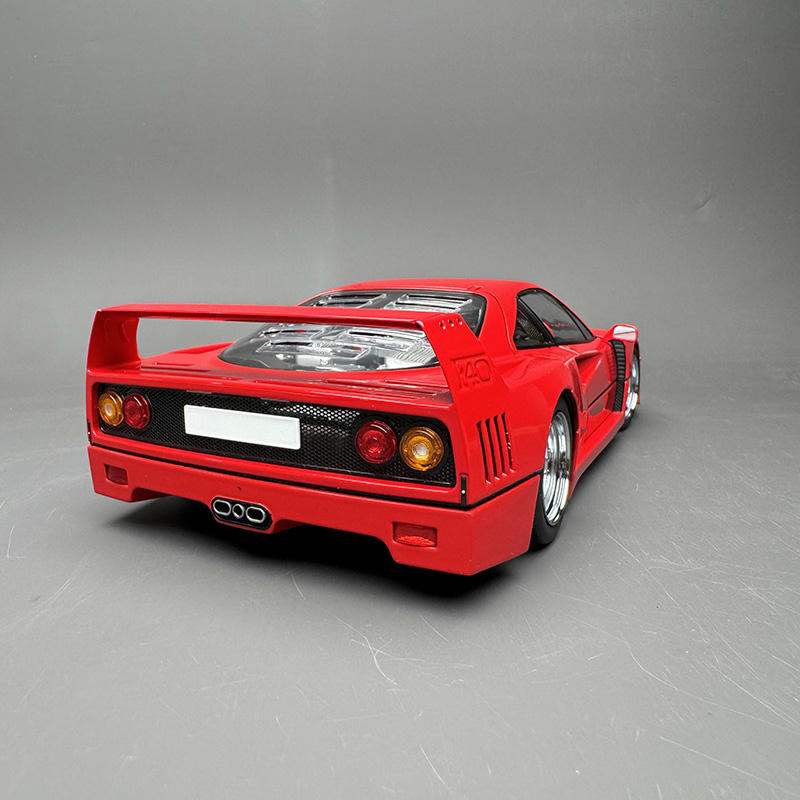 Montage 1:18 Ferrari F40 Alloy Diecast Model