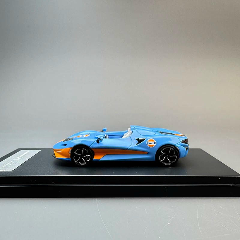LCD 1:64 McLaren Elva Diecast Model