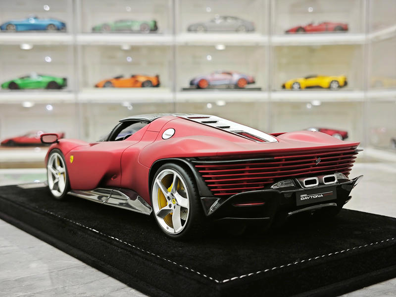 Zigzag Youngster 1:18 Ferrari Daytona SP3 Resin Model