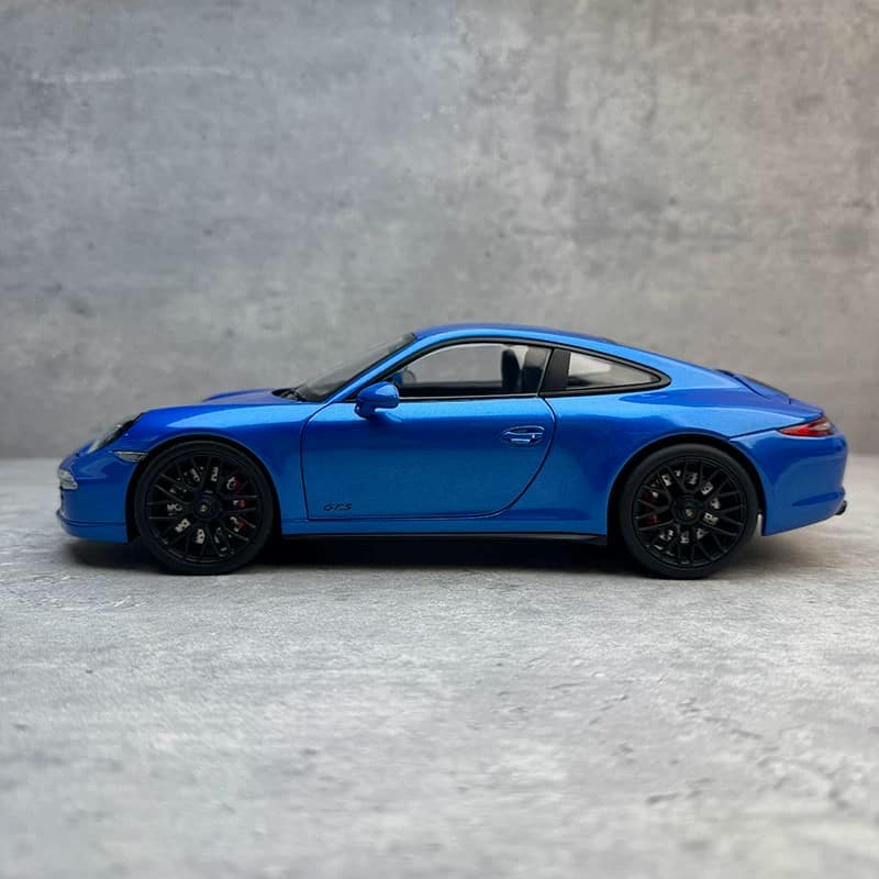 Schuco 1:18 Porsche 911 Targa 4 &amp; Cayman GT4 Diecast Model Car