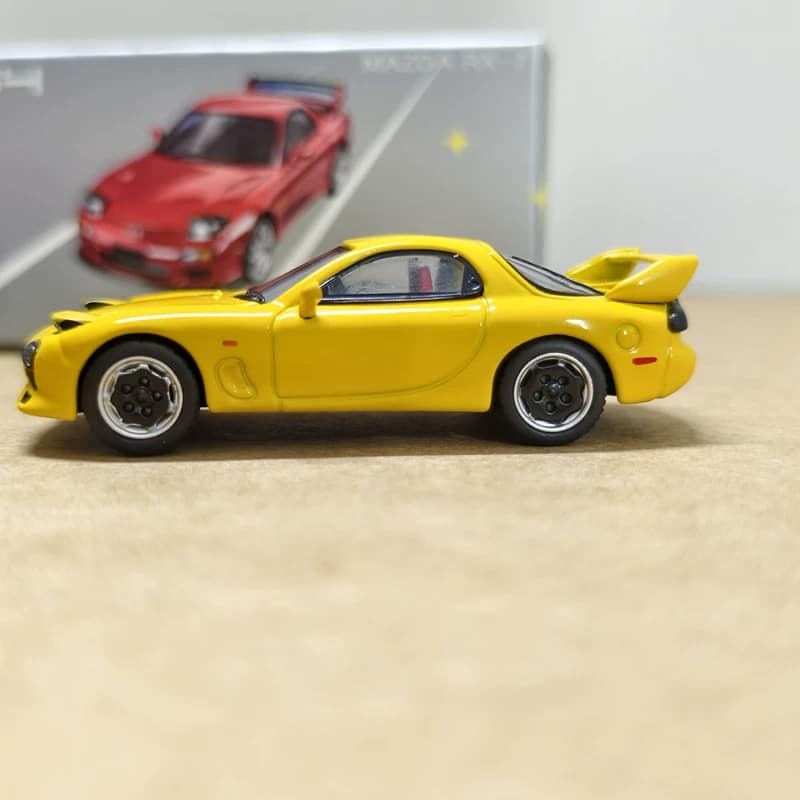 Sonic Gear 1:64 Mazda RX-7 FD3S Speed A-Spec Diecast Model