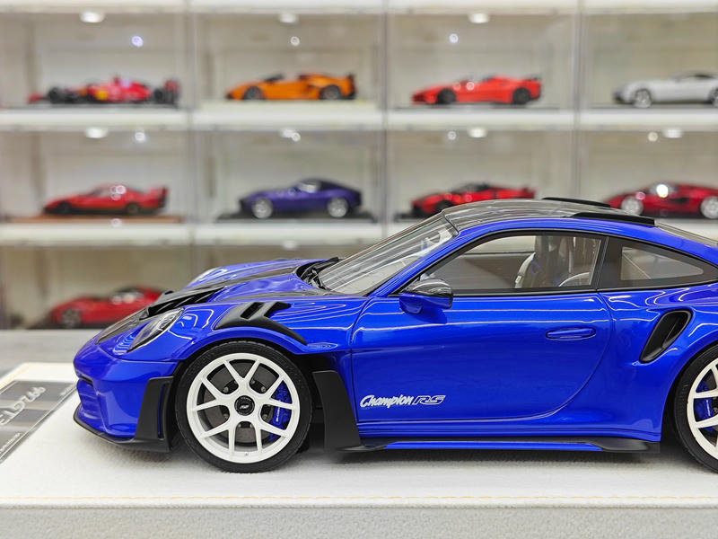 HH Model Porsche 992.1 GT3 RS 1:18 Resin Model Car