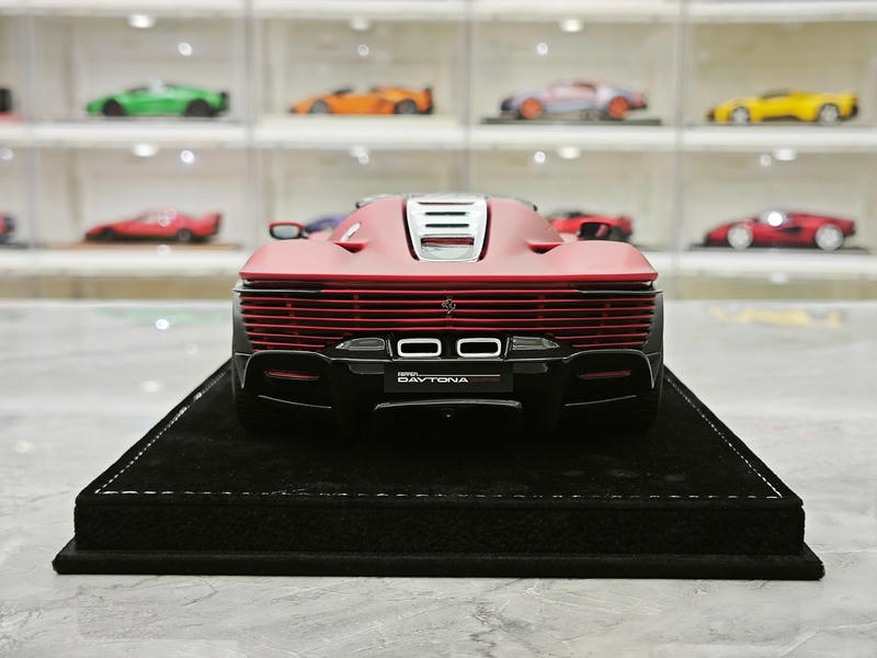 Zigzag Youngster 1:18 Ferrari Daytona SP3 Resin Model