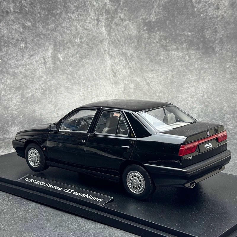 Alfa Romeo 155 Carabinieri 1996 1:18 KK Diecast Model Car