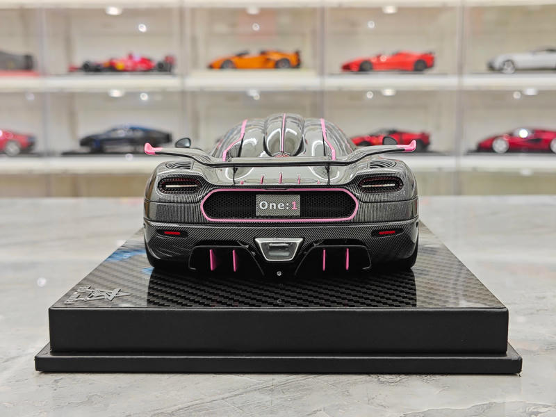 BBA Koenigsegg One 1:18 Resin Model Car