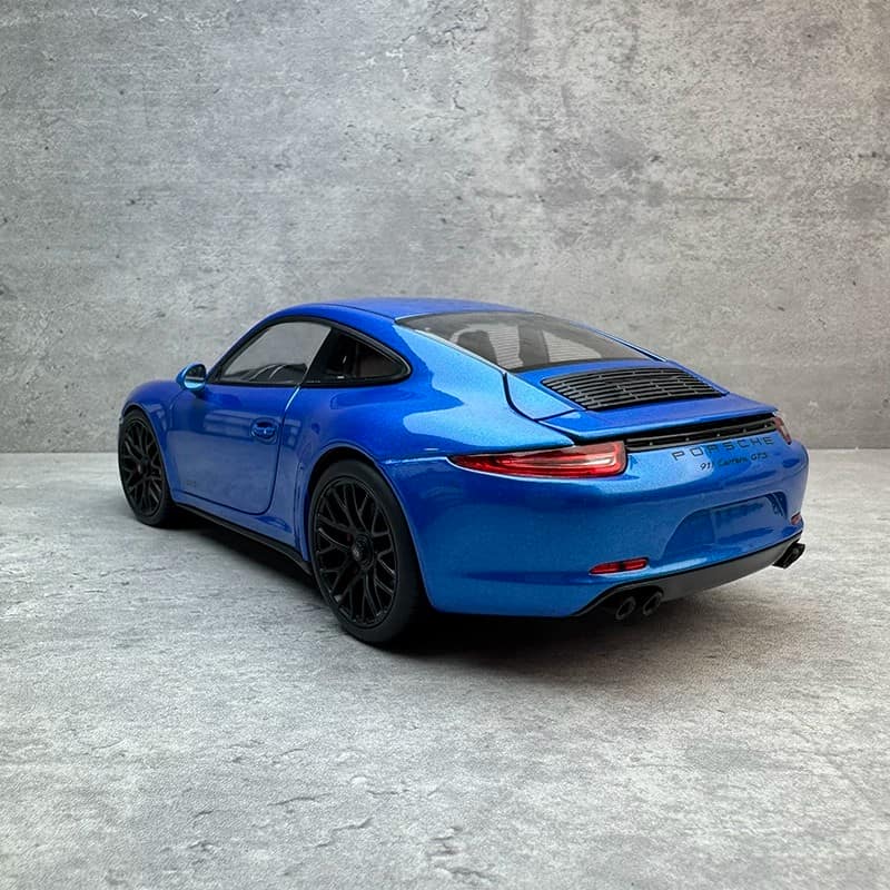 Schuco 1:18 Porsche 911 Targa 4 Cayman GT4 Diecast Model Car – YX