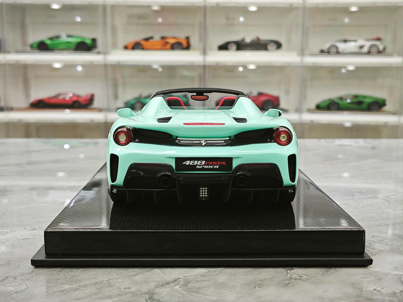 Dino Model 1:18 Ferrari 488 Pista Spider Resin Model – Tiffany Blue