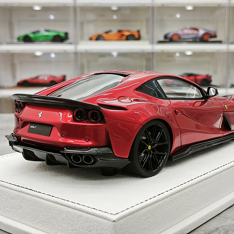 GH 1:18 Ferrari 812 Superfast Limited Edition Resin Model Car