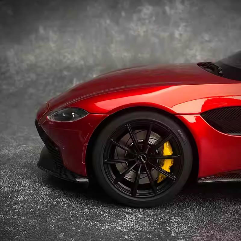 AUTOart 1:18 Aston Martin Vantage 2019 Alloy Diecast Model