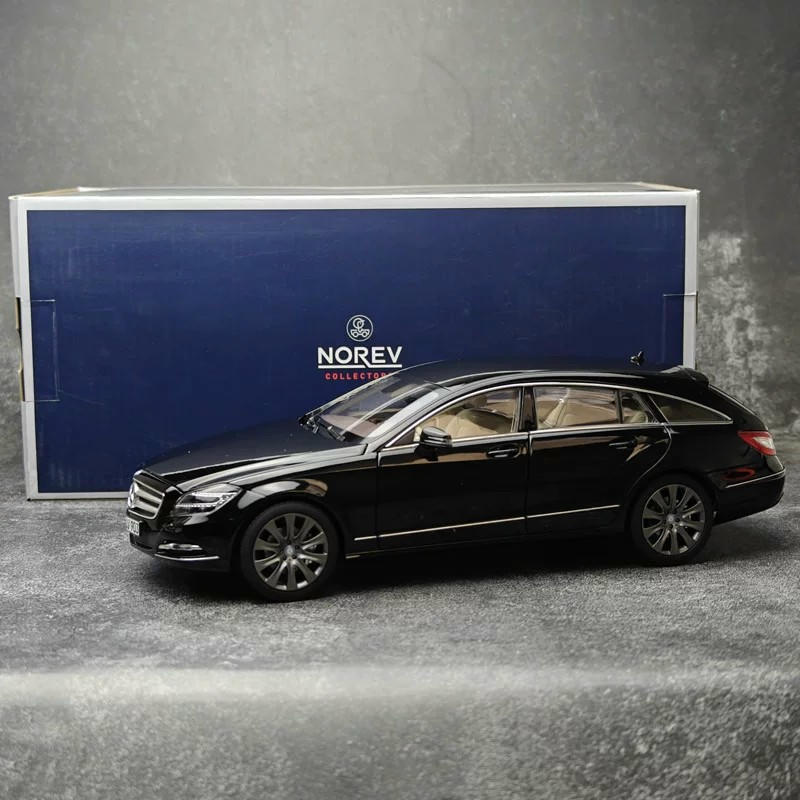 Norev 1:18 Mercedes-Benz CLS-Class Coupe (C218) 2011 Diecast Model