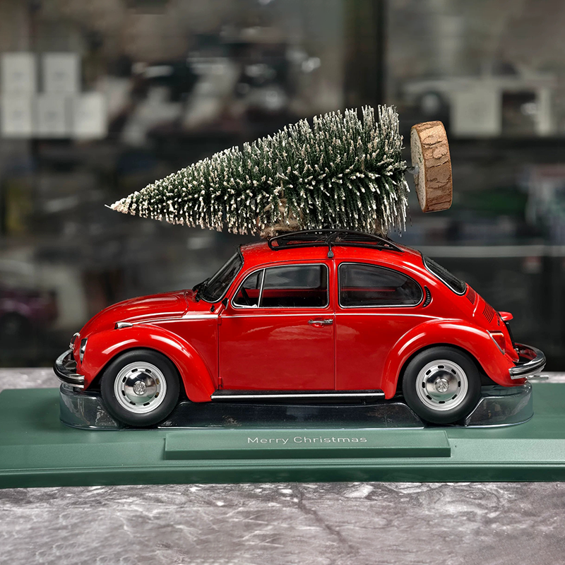 NOREV 1:18 Christmas Edition Volkswagen Beetle, Porsche 911 &amp; Fiat 500 Diecast Model Cars