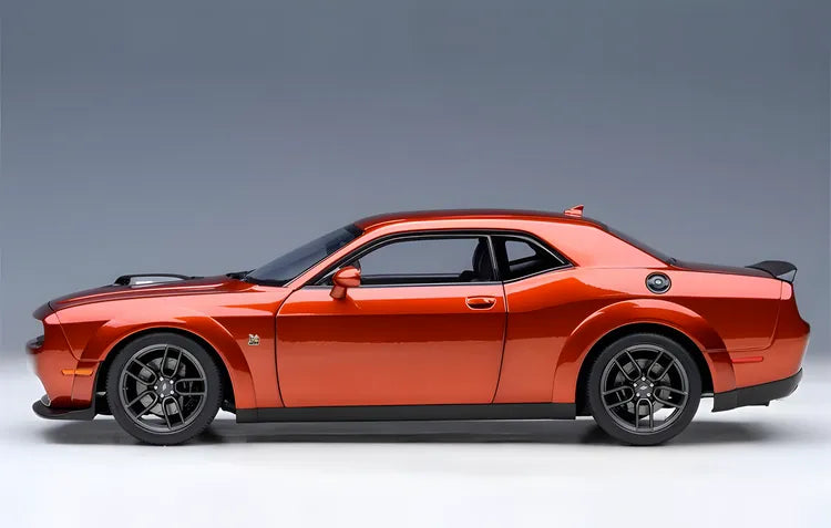 Autoart 1/18 Dodge Challenger R/T wide body Orange diecast car model