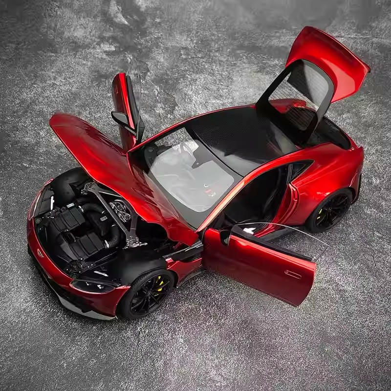 AUTOart 1:18 Aston Martin Vantage 2019 Alloy Diecast Model
