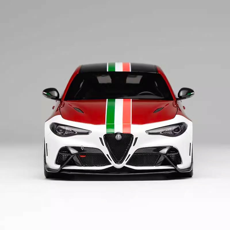 MotorHelix 1:18 Alfa Romeo Giulia GTAm Alloy Diecast Model – YX