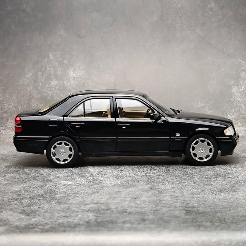NOREV 1:18 Mercedes-Benz C-Class C200 (W202) 1997 Diecast Model