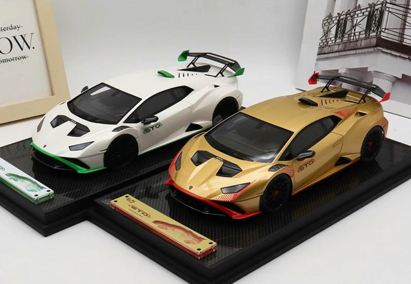IVY Lamborghini Huracan STP 1:18 Resin Model Car