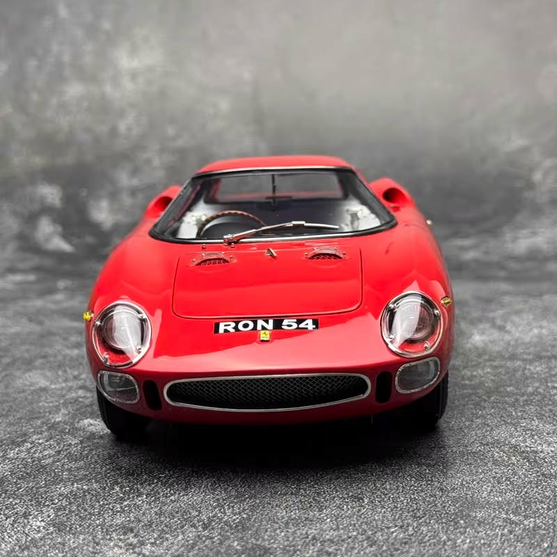 CMC 1:18 Ferrari 250 LM Alloy Diecast Model Car