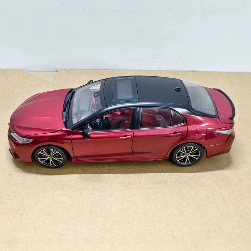 oem Licensed Toyota Camry (XV70) Hybrid Sport 2018–2021 1:18 Diecast Model