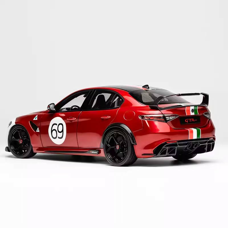 MotorHelix 1:18 Alfa Romeo Giulia GTAm Alloy Diecast Model – YX