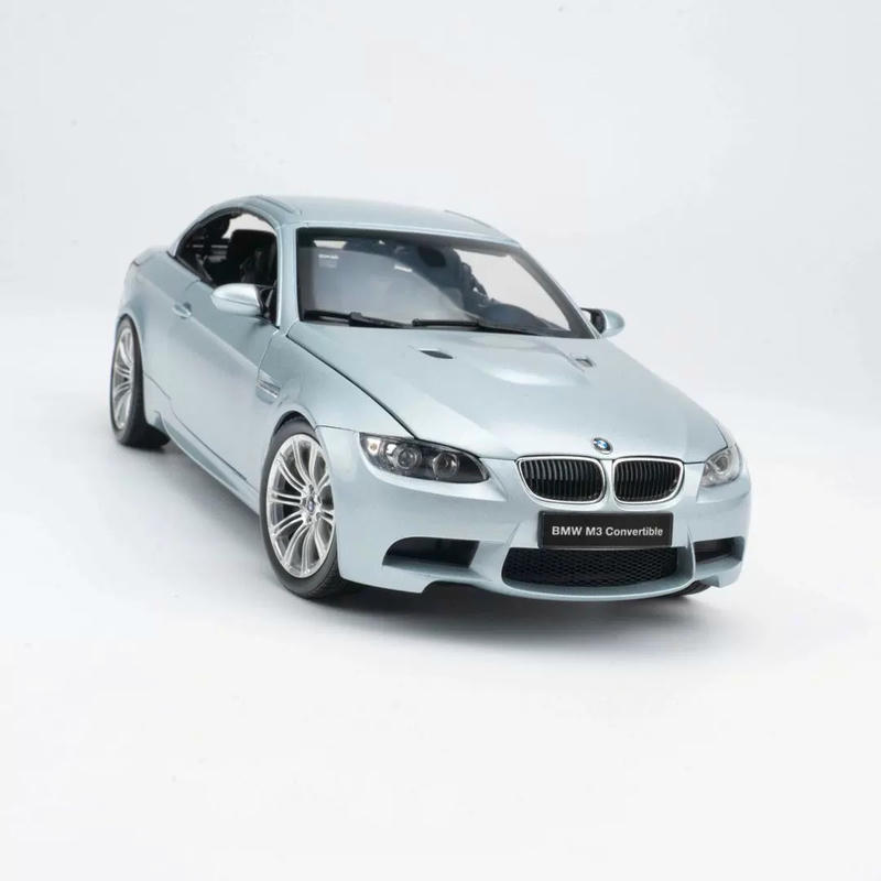 Kyosho 1:18 BMW M3 E93 Convertible Diecast Model