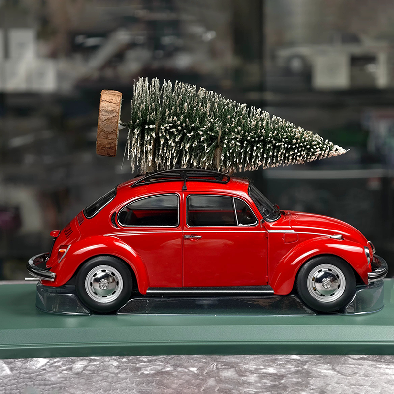 NOREV 1:18 Christmas Edition Volkswagen Beetle, Porsche 911 &amp; Fiat 500 Diecast Model Cars
